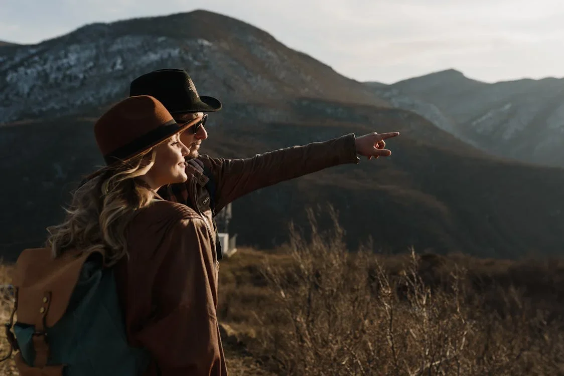 Beautiful Aurora denver access & mountain day trips attractions and activities - seasonal romantic experiences for couples throughout the year