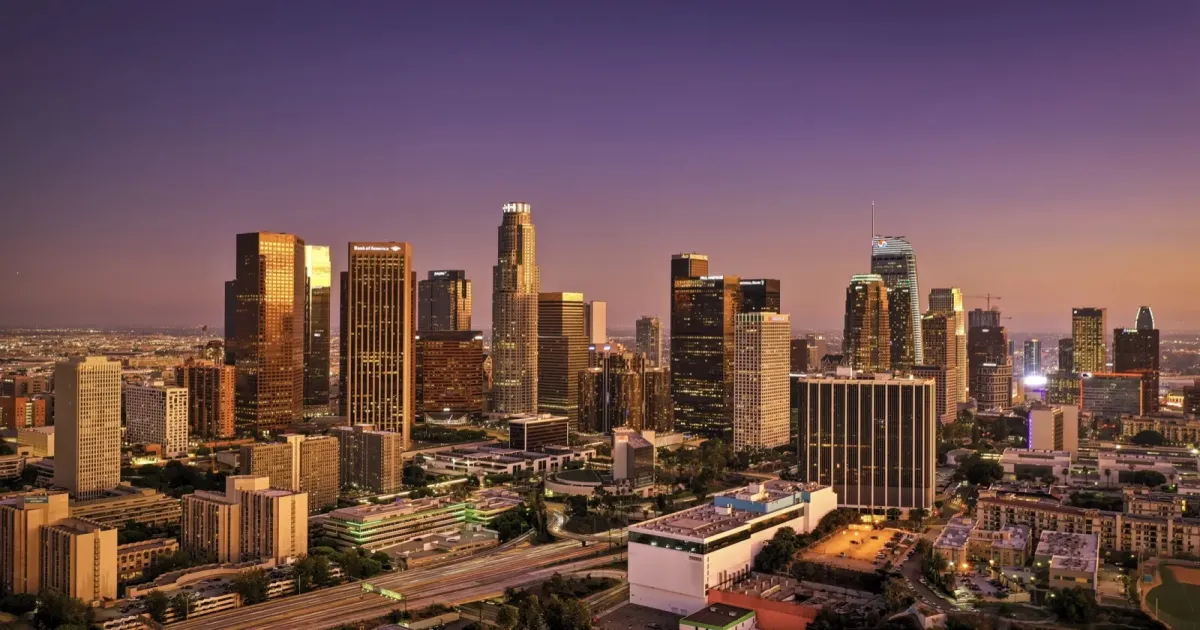 Beautiful Houston space age adventures attractions and activities - seasonal romantic experiences for couples throughout the year