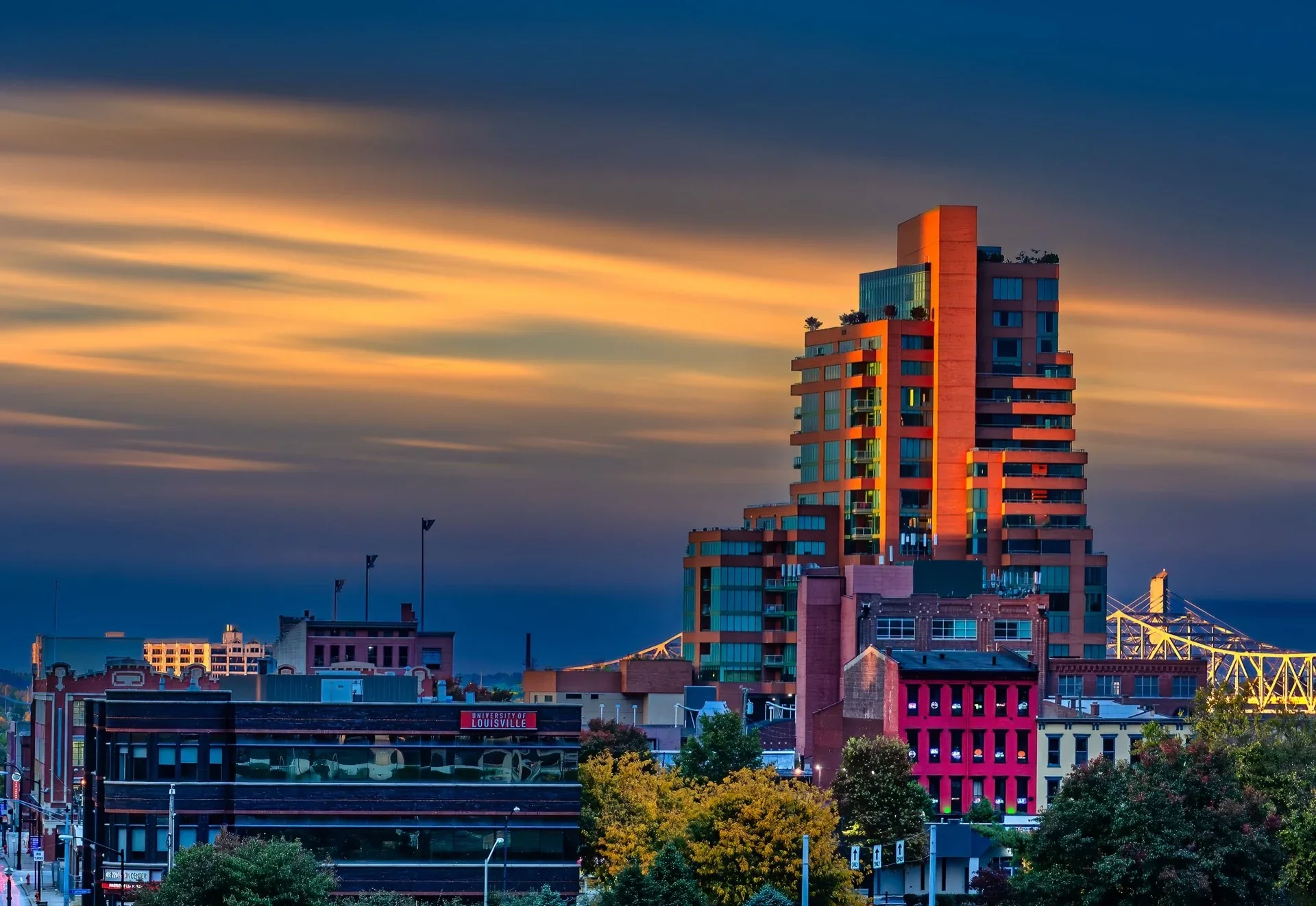 50+ Best Louisville Date Ideas: Bourbon Trail & Derby City - Local date spots and romantic venues guide