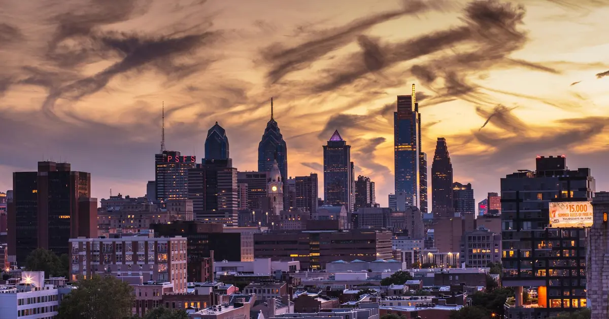 Couples dining and enjoying culinary excellence in Philadelphia - romantic restaurants and local cuisine perfect for date nights