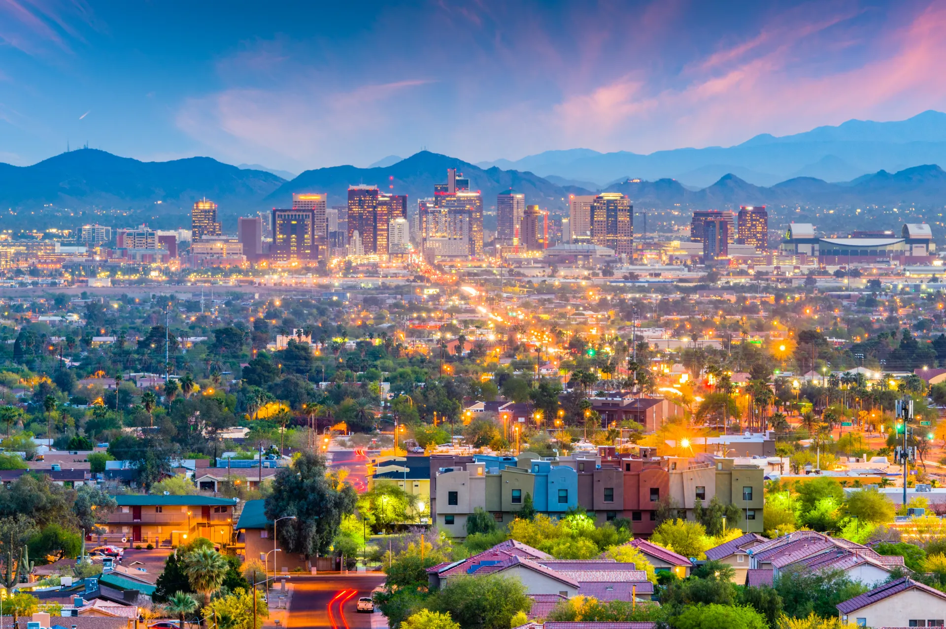 Couples dining and enjoying scottsdale luxury in Phoenix - romantic restaurants and local cuisine perfect for date nights