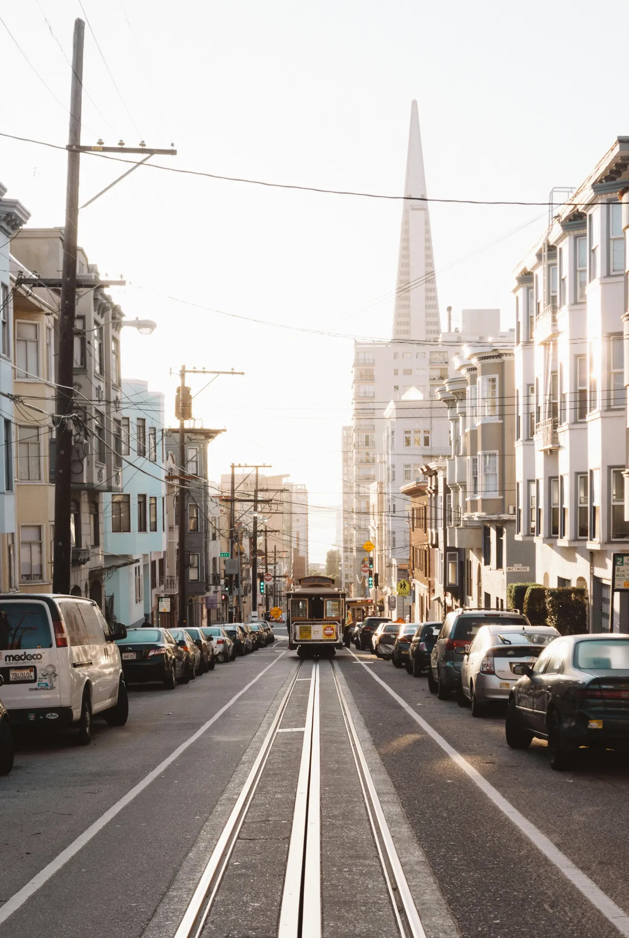 Couples dining and enjoying neighborhood characters in San Francisco - romantic restaurants and local cuisine perfect for date nights