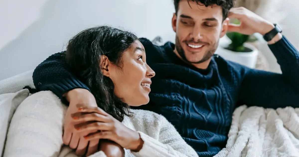 Indoor Date Ideas - Couple enjoying cozy time at home
