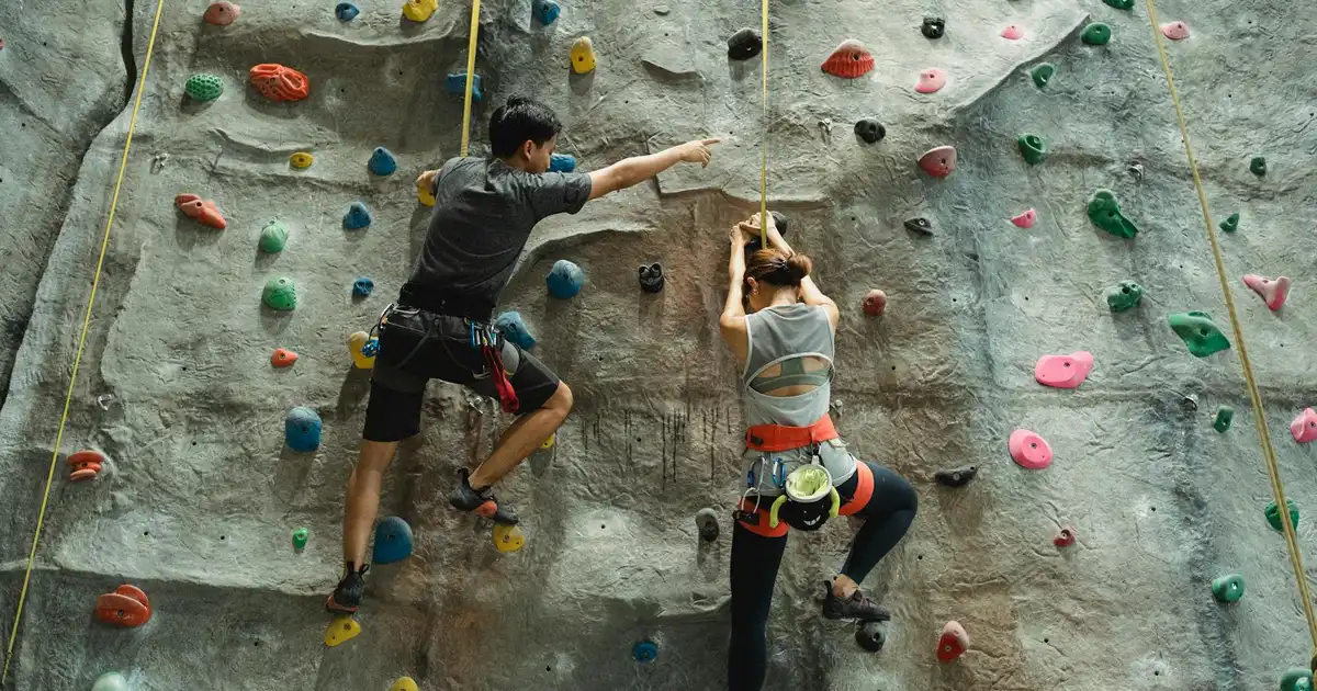 Mesa Rim indoor rock climbing gym San Diego date