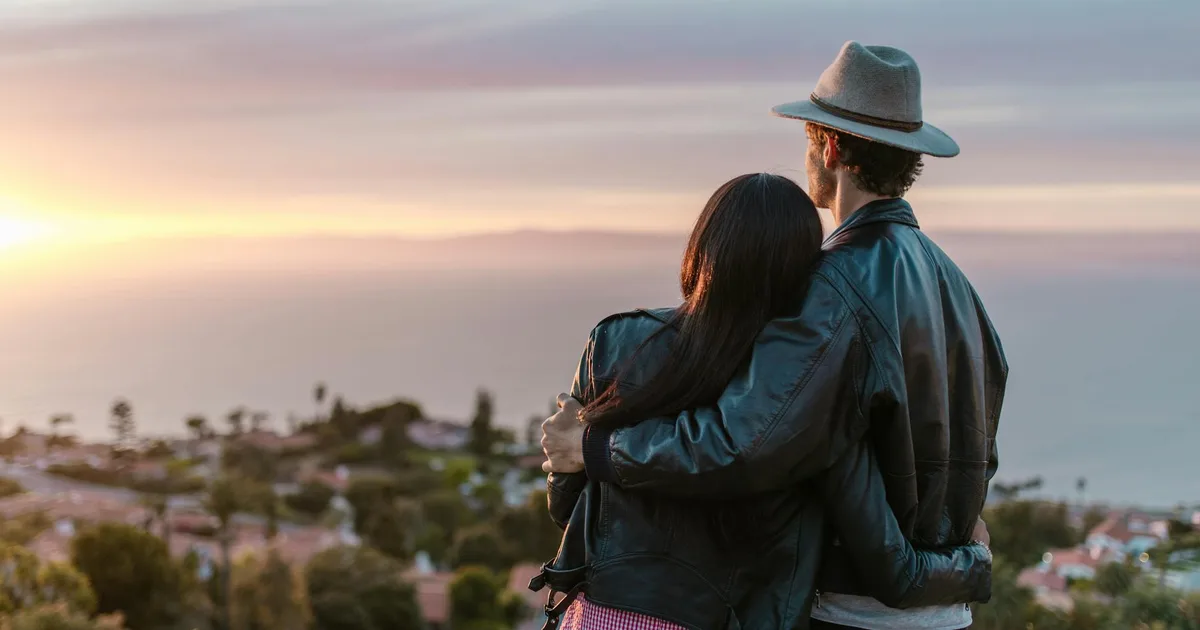 Sunset Cliffs San Diego romantic sunset date spot