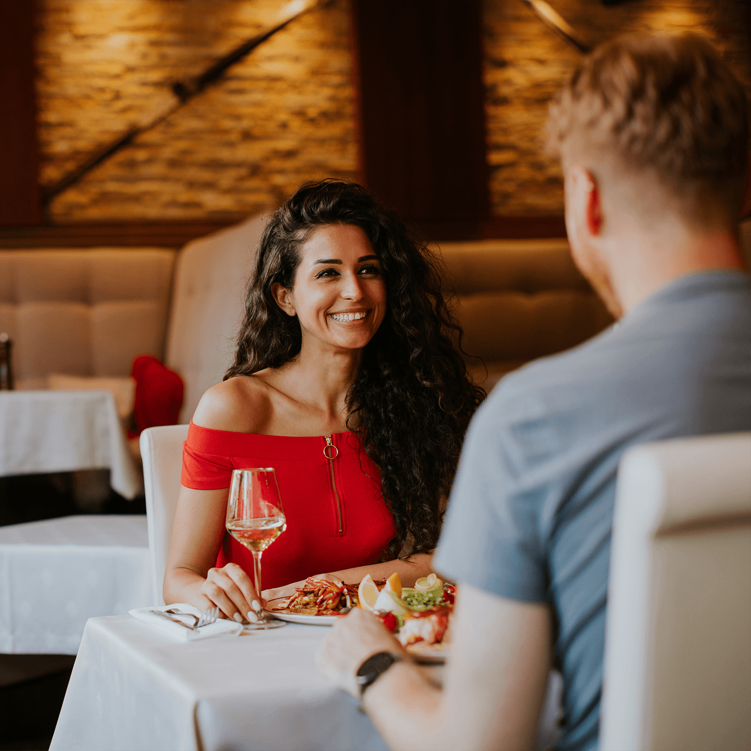 Beautiful New York City seasonal romance attractions and activities - seasonal romantic experiences for couples throughout the year